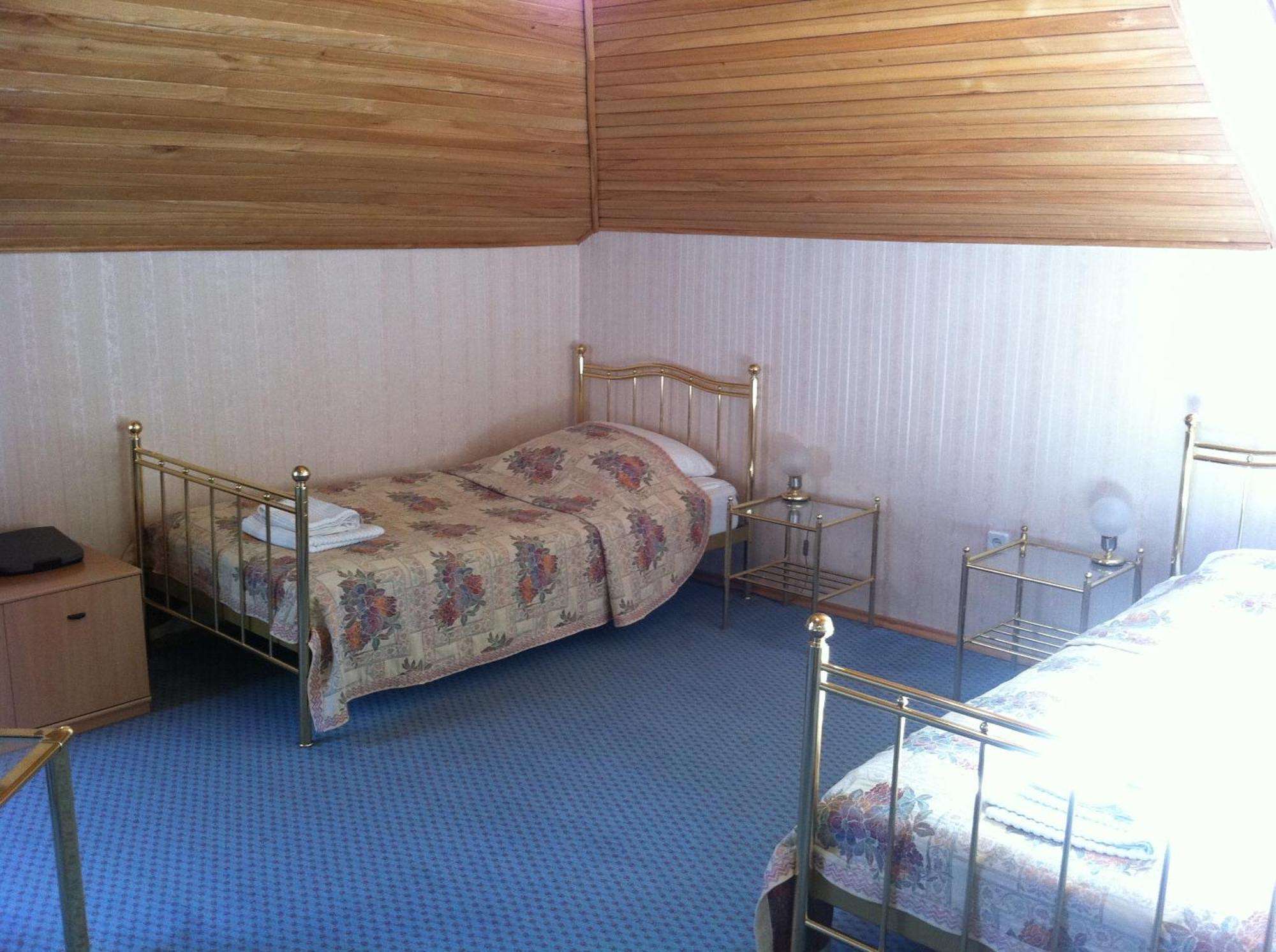 Du Broliai Hotel Palanga Bagian luar foto
